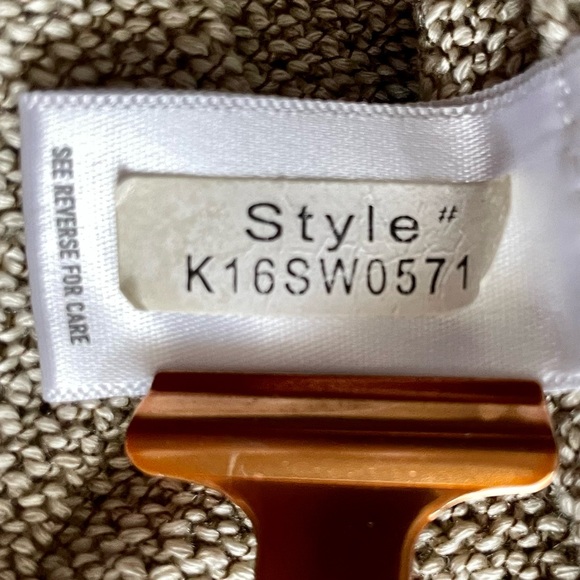 Beautiful Bishop and Young tan fringe shortsleeved sweater size medium. - Picture 8 of 9